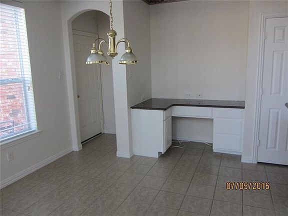 5th image of 3508 Aqua Springs Dr
