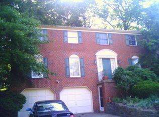 410 Oaklawn Dr, Pittsburgh, PA 15241