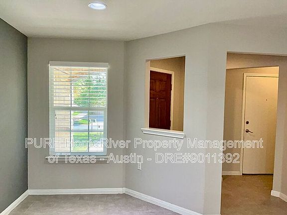 3rd image of 411 Kickapoo Creek Ln