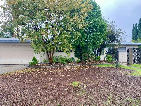 4931 Benito St, Montclair, CA 91763