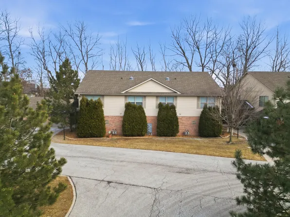 1455 Janice Dr, Schererville, IN 46375