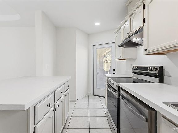 2nd image of 4403 N 27th Ln