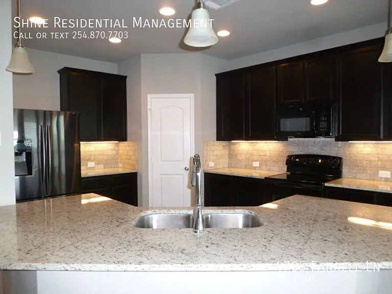 4705 Farrell Ln — Photo 25