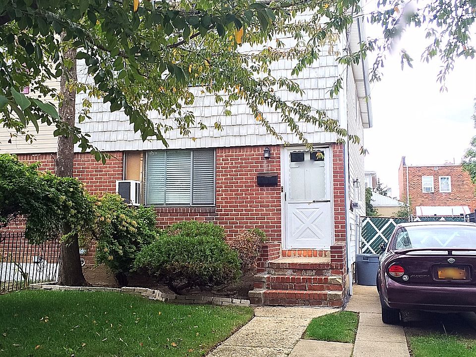 2nd image of 218 100 Ave