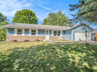 614 Hillcrest Rd, Paw Paw, MI 49079