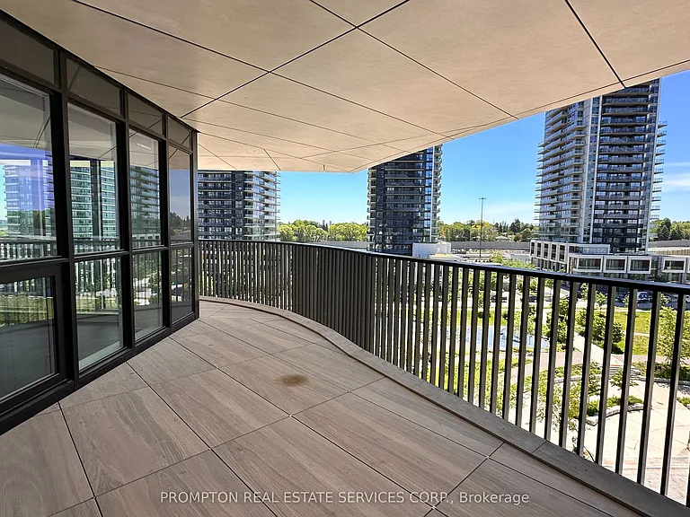 18 Esther Shiner Blvd #706 — Photo 10