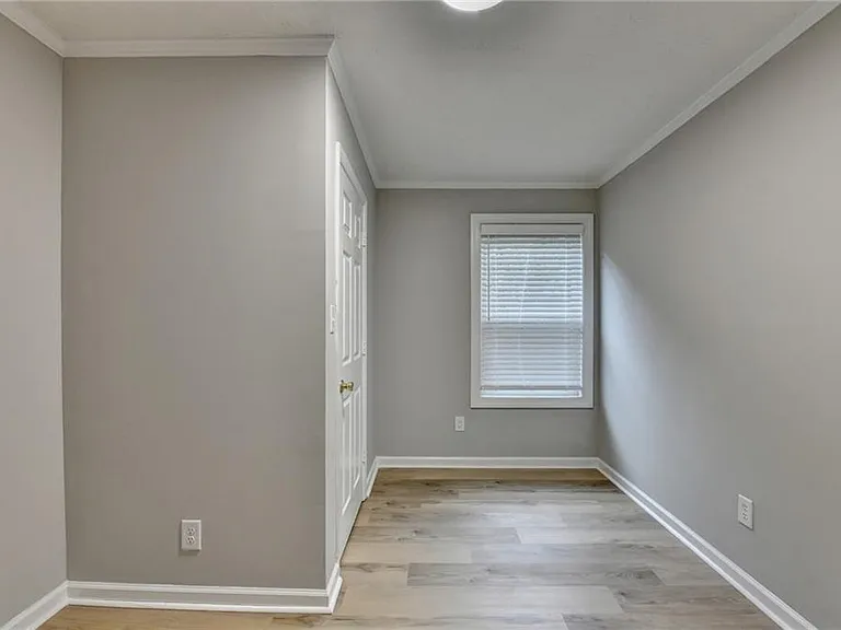 3876 Meadow Creek Dr — Photo 26