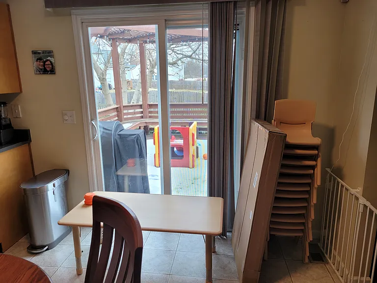 335 Thompson Dr — Photo 42