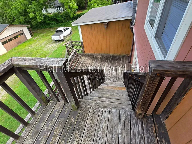 41 Westwood Pl #4 — Photo 26