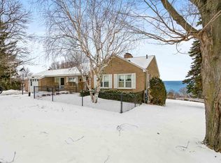 217 Fairview Ave, Petoskey, MI 49770