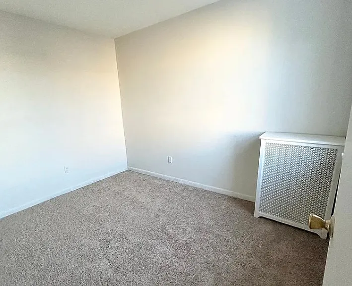 1605 S Marston St — Photo 9