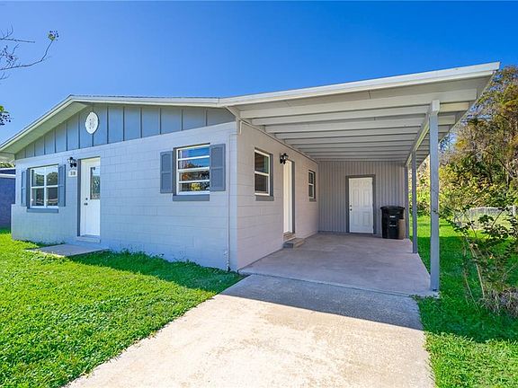 3rd image of 318 Campus View Dr