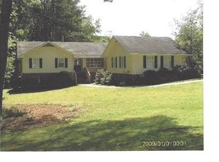 191 Ginger Cake Rd, Fayetteville, GA 30214