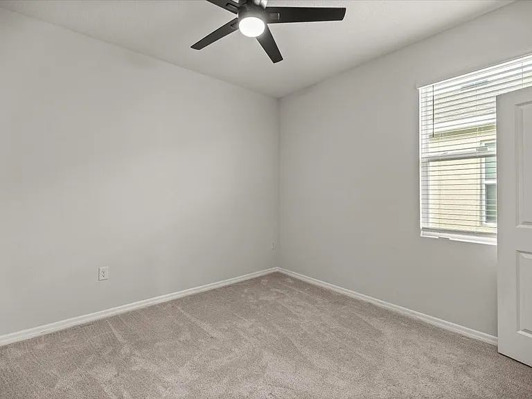 8931 SW 49th Cir — Photo 20
