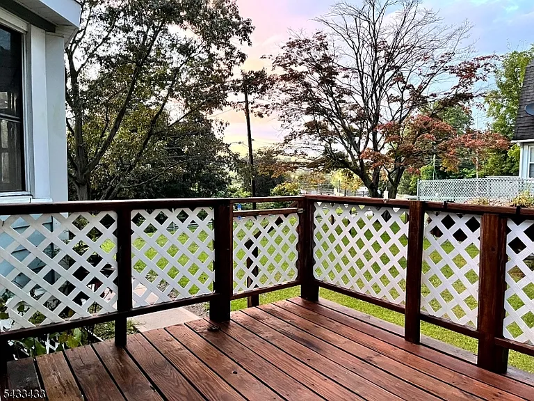30 Fowler St — Photo 24