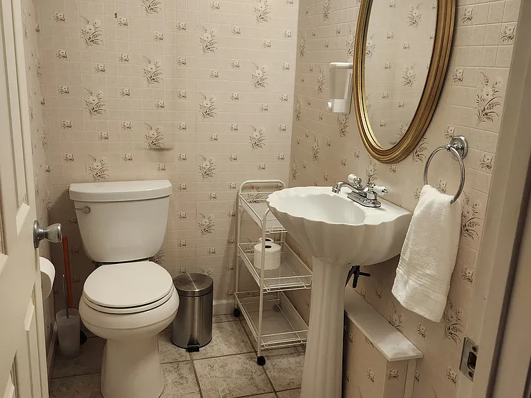 524 Stornoway Dr — Photo 89