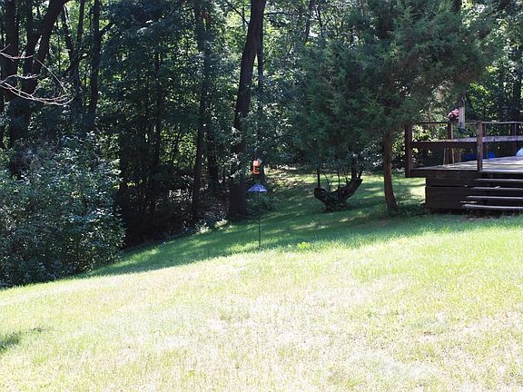 2nd image of 13861 Riker Rd