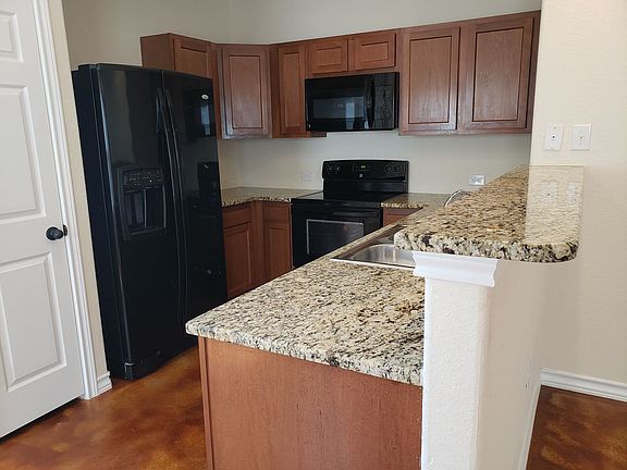 3rd image of 6319 Melanzane Ave Unit 1