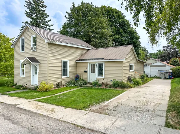 51 Side St, Huron East, ON N0K 1W0