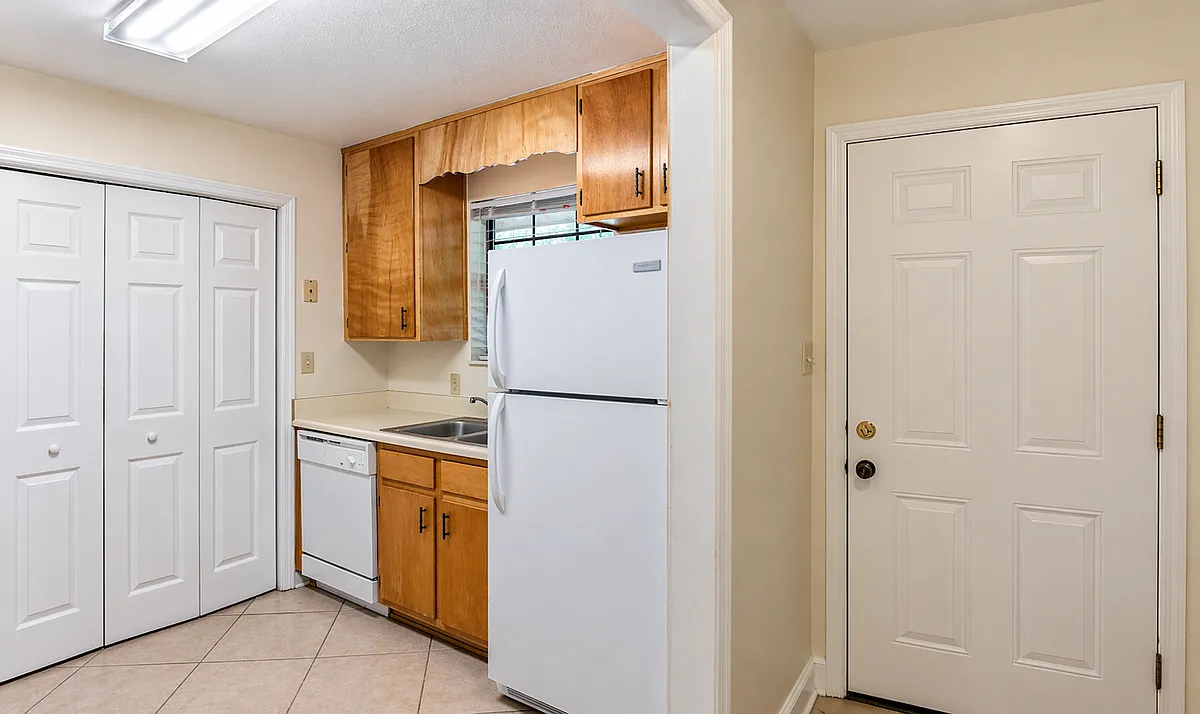 Building Photo - 4779 Leah Ln #4777