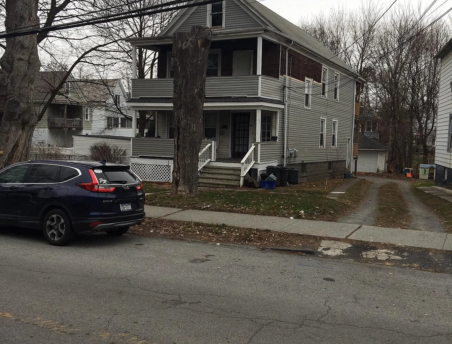 2 bed, 900 sqft, $2,100 — Photo 2