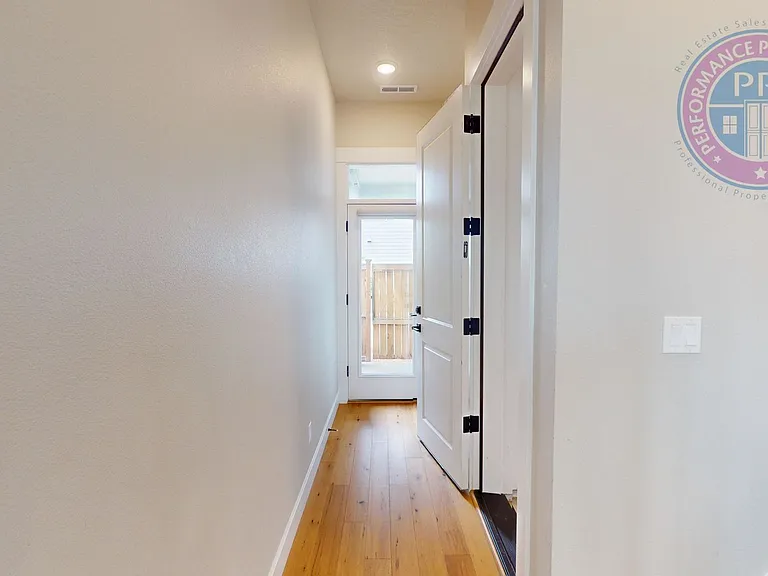 4193 SE 69th Ave — Photo 14