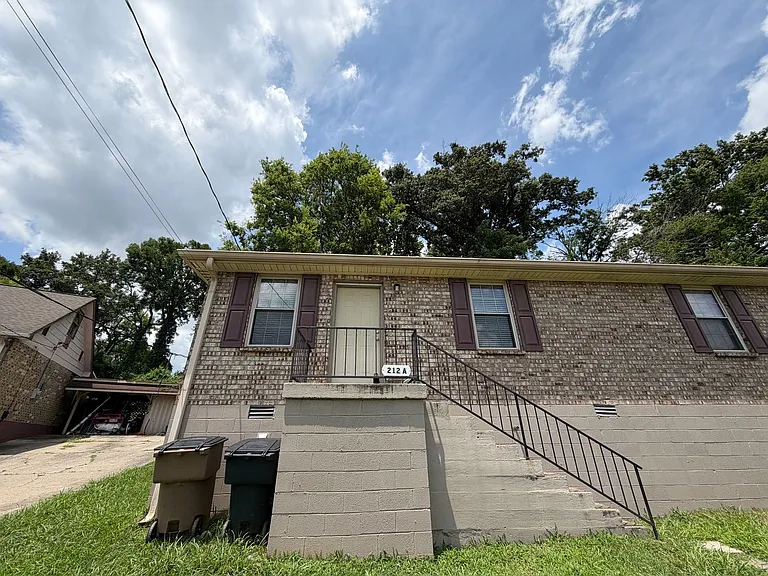 212 Jay Dr — Photo 11