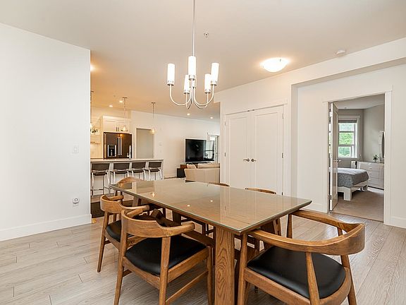 5th image of 12367 224th St #204