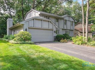 7045 Leicester Rd, Toledo, OH 43617