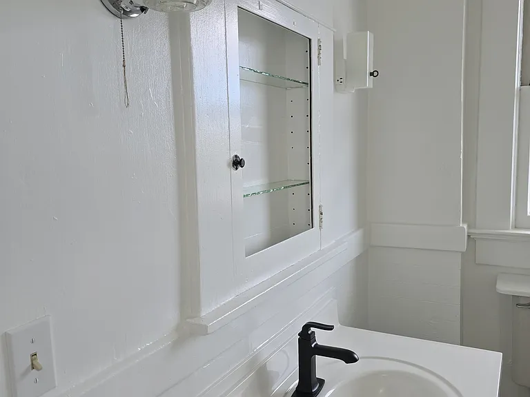 711 N Pine St #5 — Photo 17