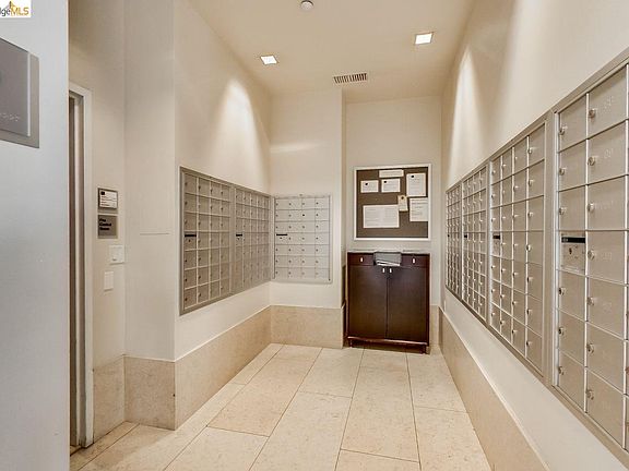 4th image of 585 9th St Unit 615