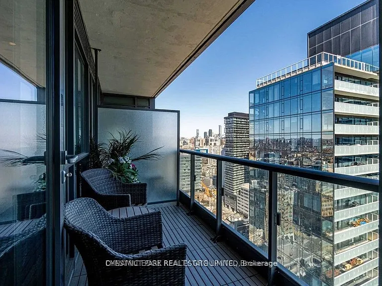 8 Charlotte St #2904 — Photo 17