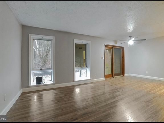 4th image of 44693 White Oak Ct APT 513