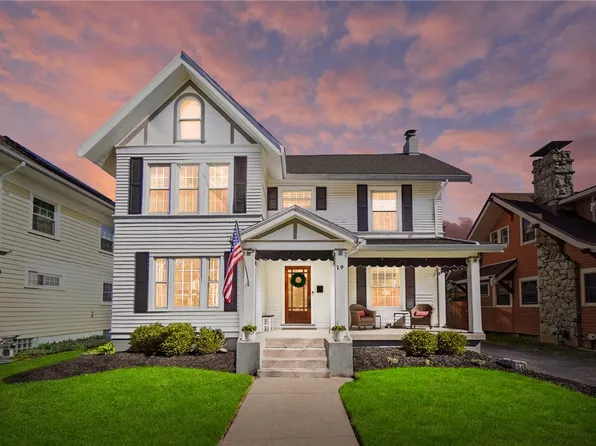 19 Beverly Pl, Dayton, OH 45419