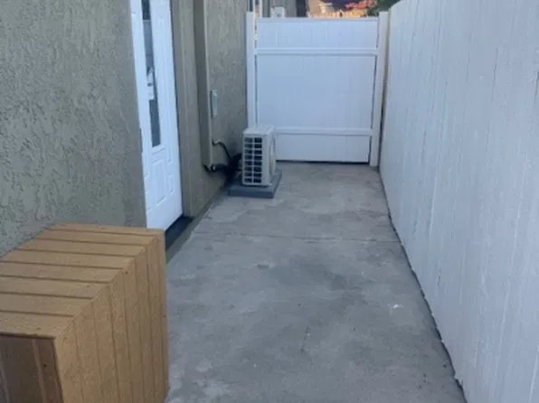 14192 Monterra Dr, Fontana, CA 92337