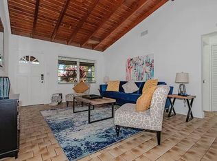 6110 SW 26th St, Miami, FL 33155