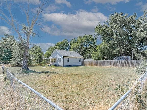 2nd image of 608 W Polk Ave