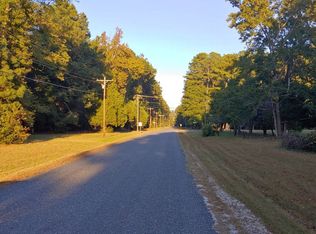 Glebe Rd, Montross, VA 22520