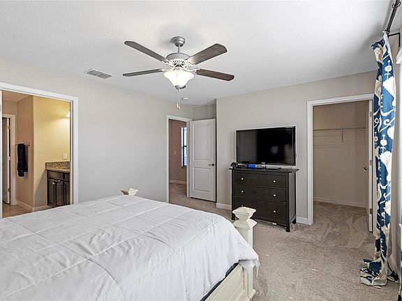 4th image of 3568A Pine Ribbon Dr