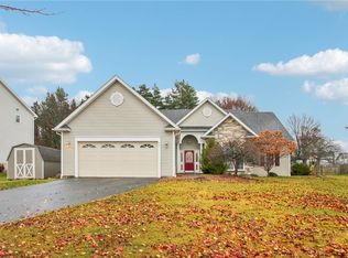 127 Harrogate Xing, West Henrietta, NY 14586