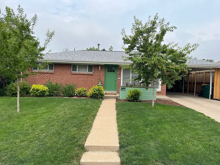 8521 Crescent Dr — Photo 6