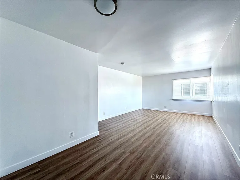 207 S Bushnell Ave #1/2 — Photo 2