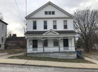 923 E 7th St, Alton, IL 62002