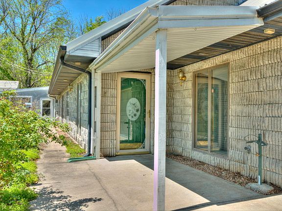 3rd image of 7327 W Farm Road 88
