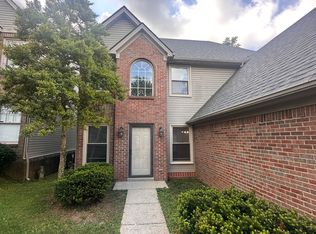 672 Millpond Rd, Lexington, KY 40514