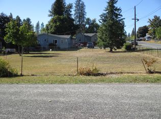 252 5th St, Priest River, ID 83856