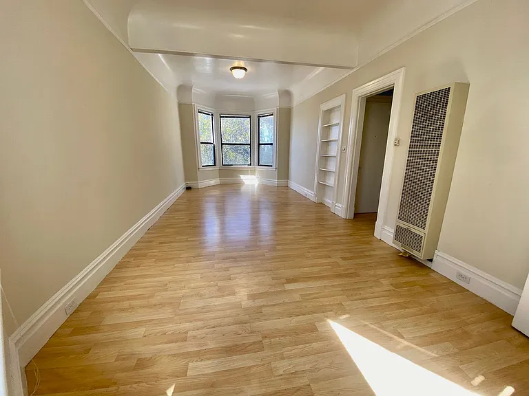 449 Filbert St #4 — Photo 3