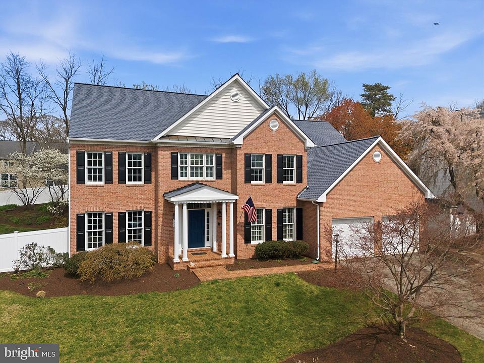 1st image of 110 Westholme Ln