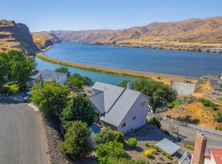 1962 Golfview Dr, Clarkston, WA 99403