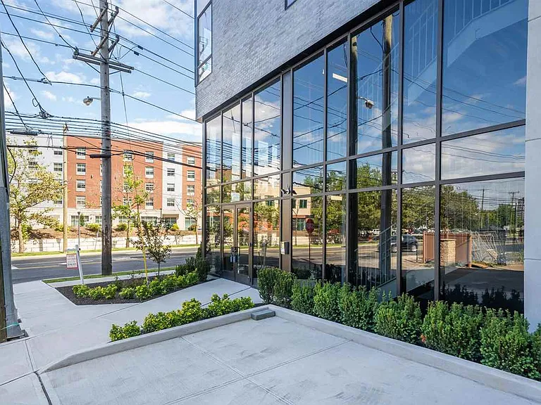 8621 River Rd #6D — Photo 31